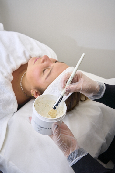 The Beauty & Brow Parlour